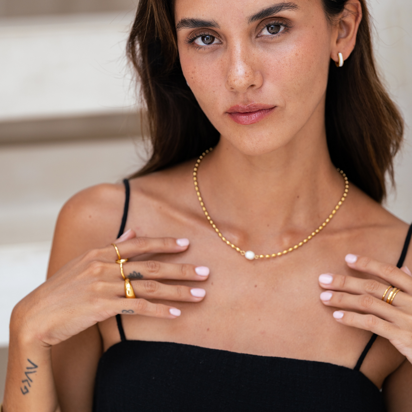 LUNA Gold Pearl Necklace
